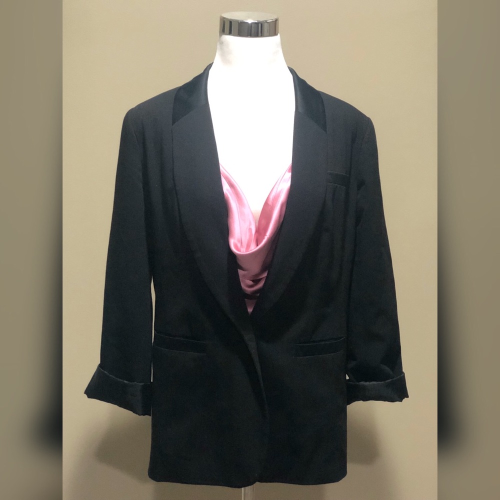 Tuxedo blazer